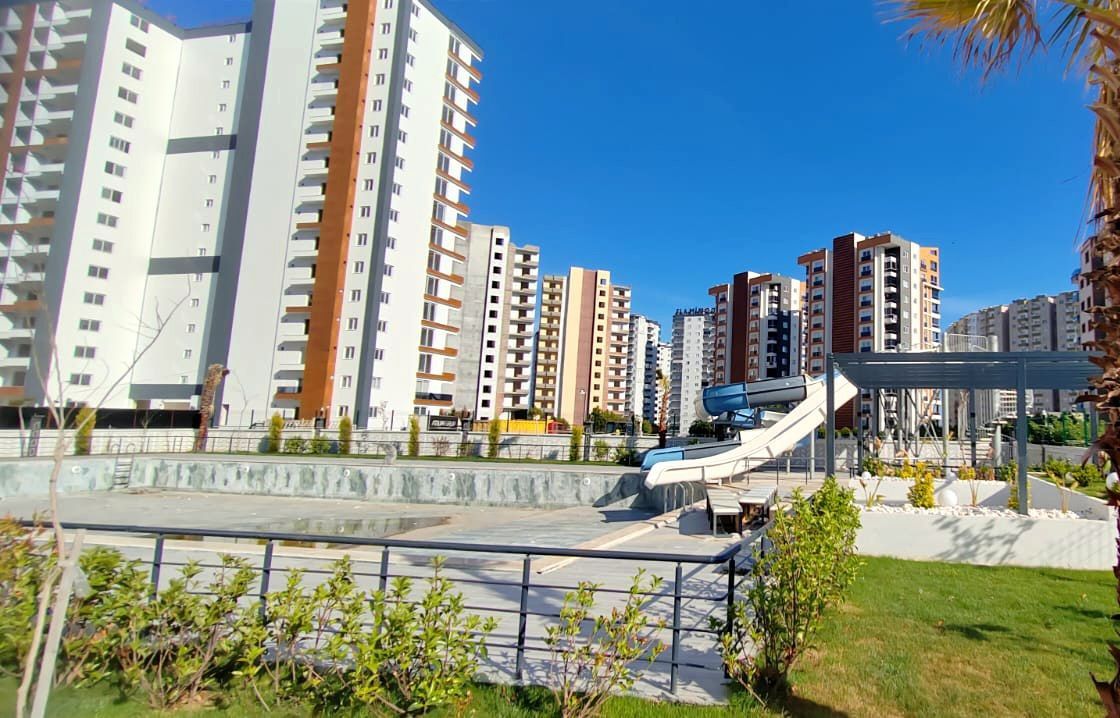 Квартира в Мерсине, Турция, 75 м² - фото 1