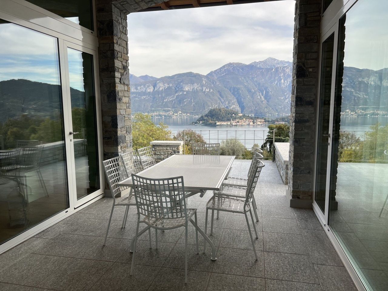 Вилла у озера Комо, Италия, 435 м² - фото 5