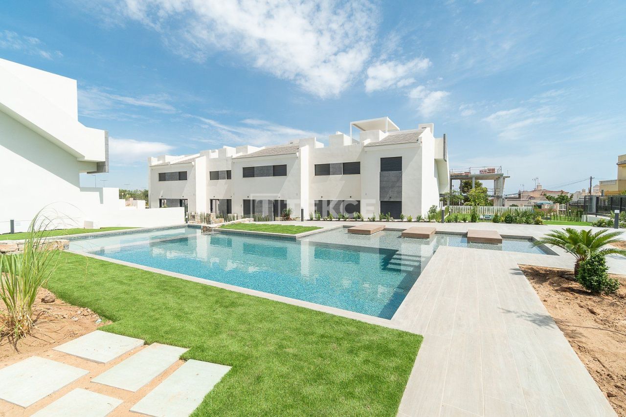 Пентхаус в Торревьехе, Испания, 75 м² - фото 1