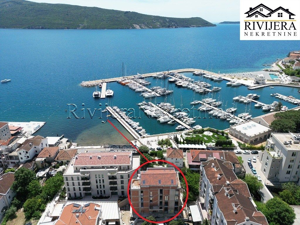 Квартира в Херцег-Нови, Черногория, 37 м² - фото 1