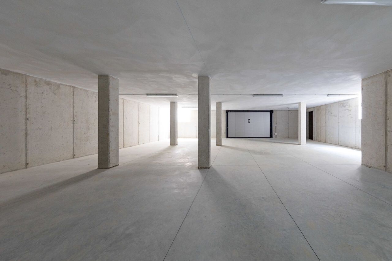 Вилла у озера Комо, Италия, 470 м² - фото 16