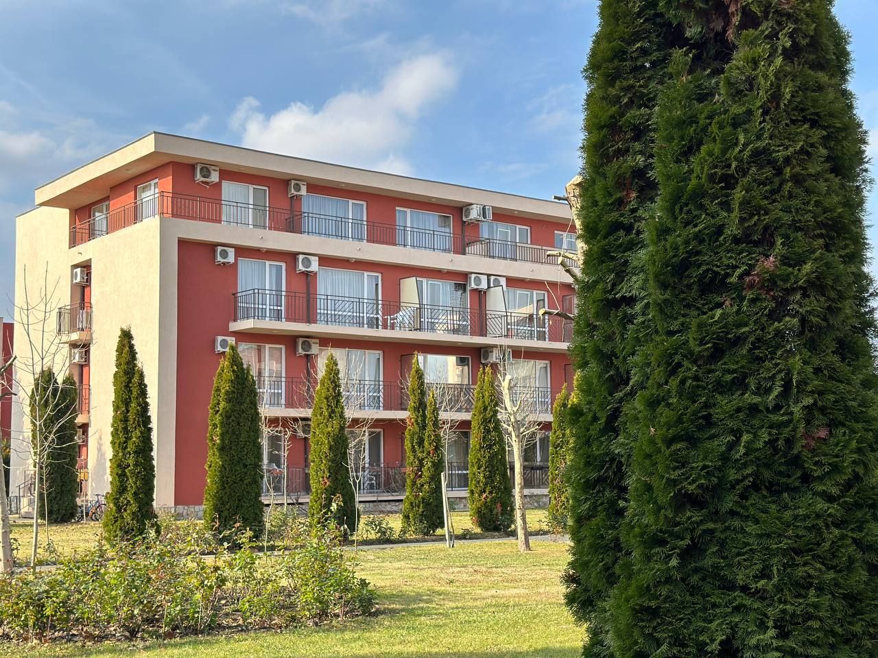 Апартаменты на Солнечном берегу, Болгария, 52 м² - фото 1