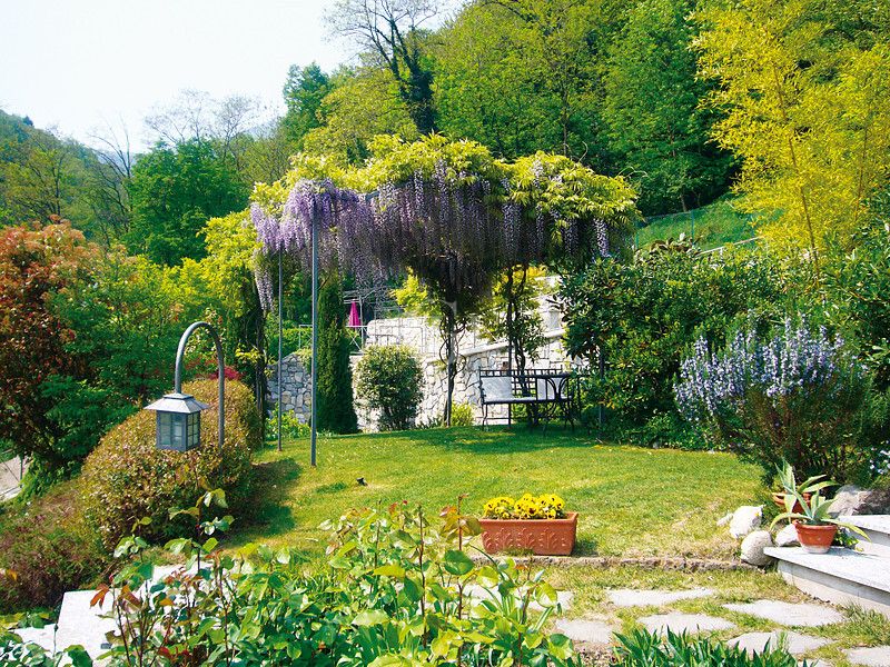 Вилла у озера Комо, Италия, 400 м² - фото 16