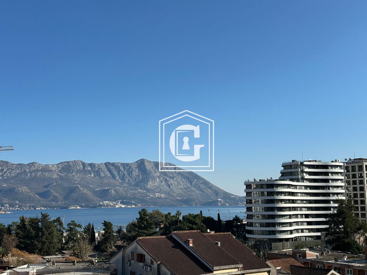 Апартаменты в Будве, Черногория, 83 м² - фото 1