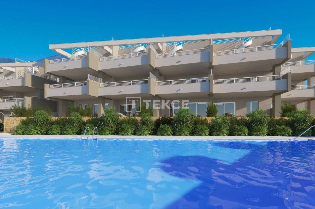 Апартаменты в Эстепоне, Испания, 84 м² - фото 1