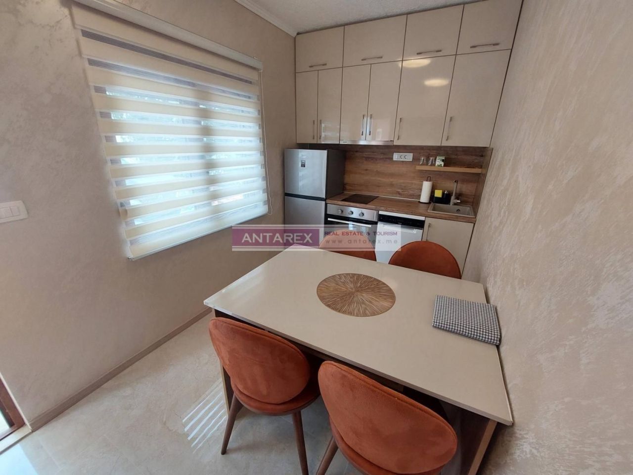 Апартаменты в Биеле, Черногория, 38 м² - фото 1