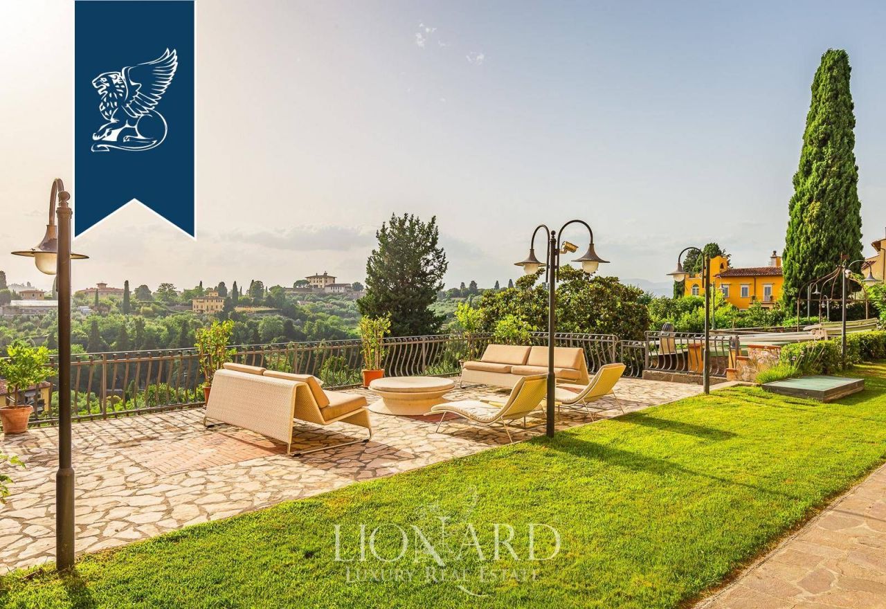 Вилла во Флоренции, Италия, 800 м² - фото 6