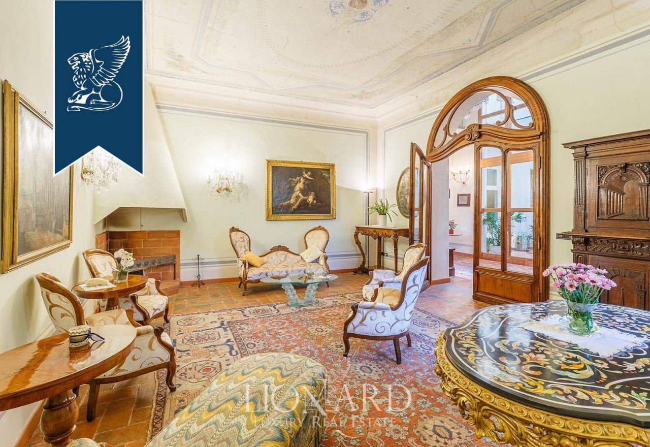 Вилла во Флоренции, Италия, 800 м² - фото 17