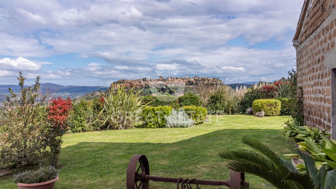 Дом в Орвието, Италия, 360 м² - фото 16