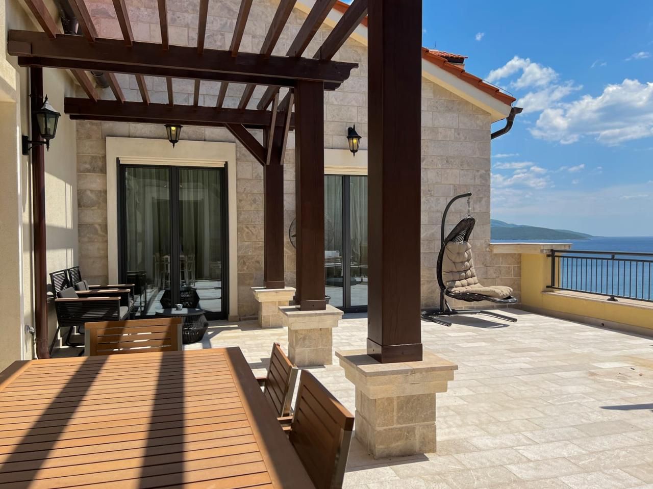 Квартира в Тивате, Черногория, 290 м² - фото 9