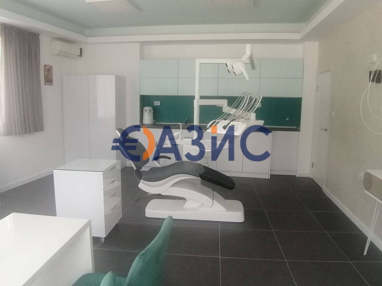 Коммерческая недвижимость Saint Vlas, Болгария, 61 м² - фото 1