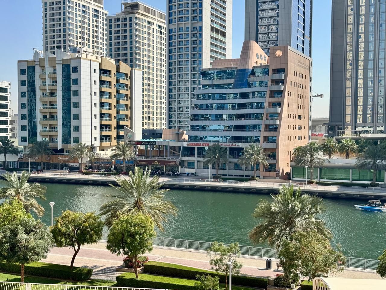 Квартира в Дубае, ОАЭ, 70 м² - фото 2