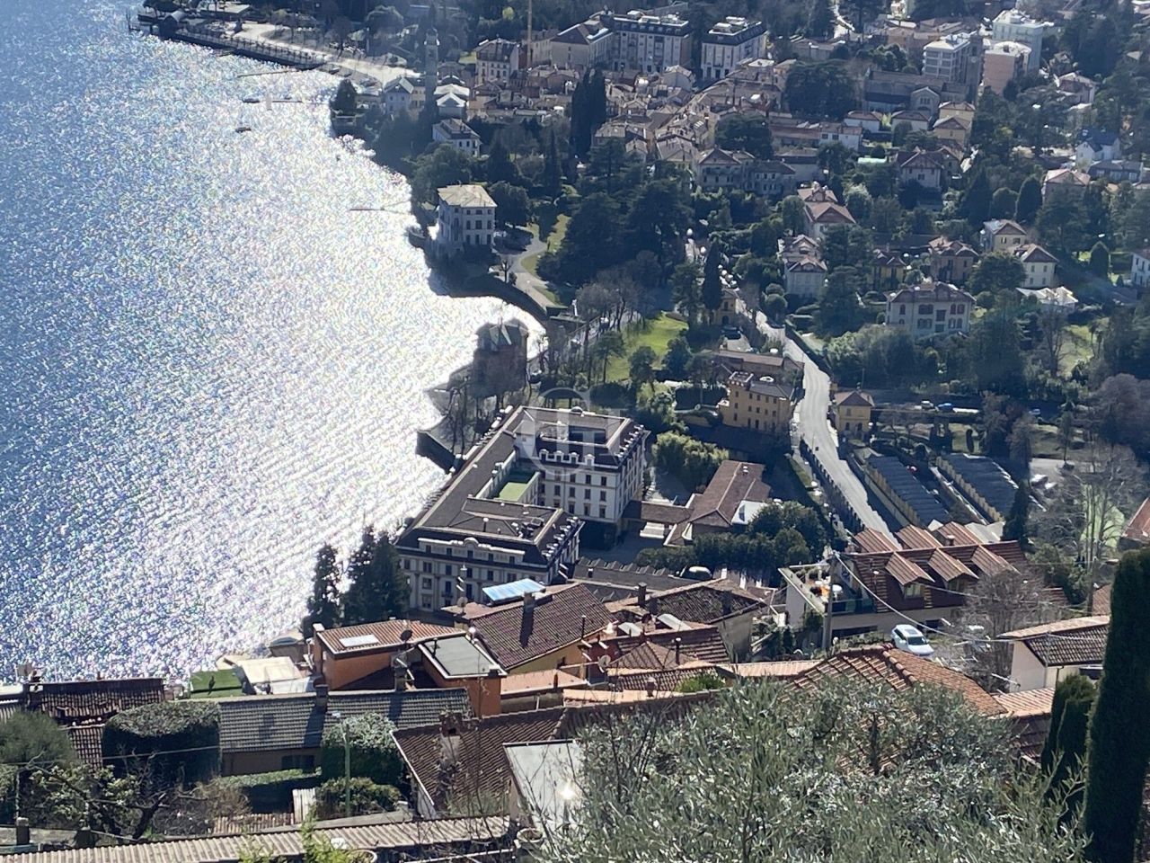 Вилла у озера Комо, Италия, 200 м² - фото 4