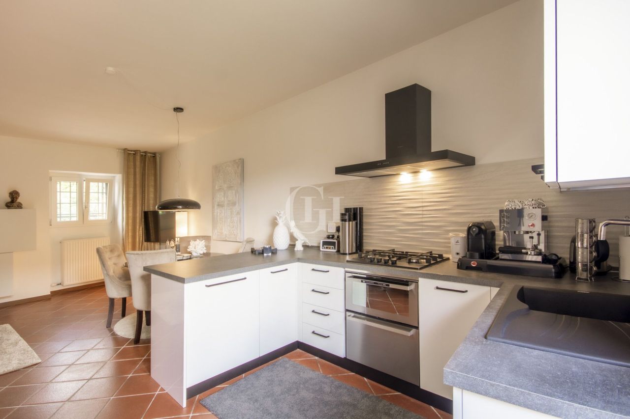 Апартаменты у озера Гарда, Италия, 95 м² - фото 7