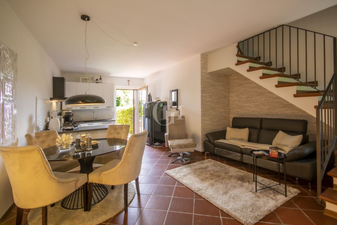 Апартаменты у озера Гарда, Италия, 95 м² - фото 9