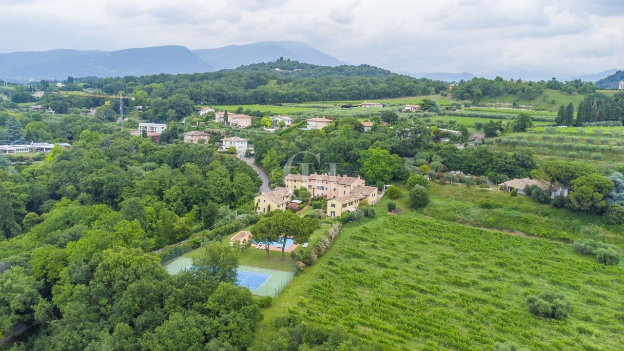 Апартаменты у озера Гарда, Италия, 95 м² - фото 18