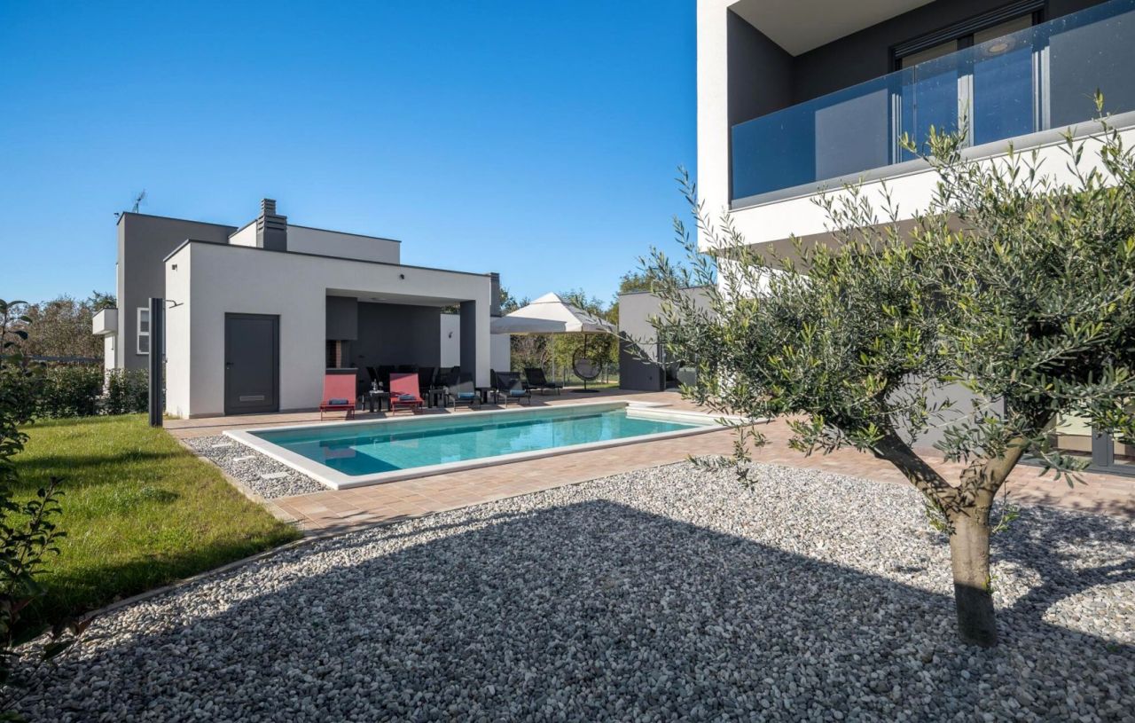 Вилла в Порече, Хорватия, 178 м² - фото 2