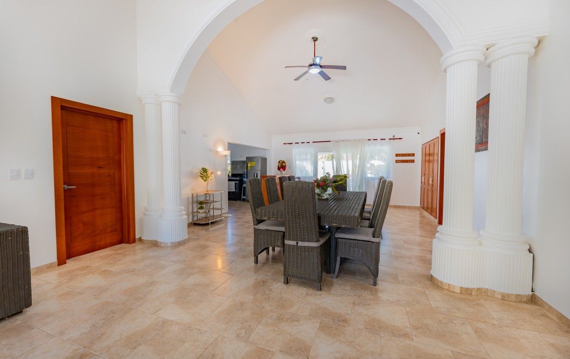 Дом в Кабарете, Доминиканская Республика, 566 м² - фото 2