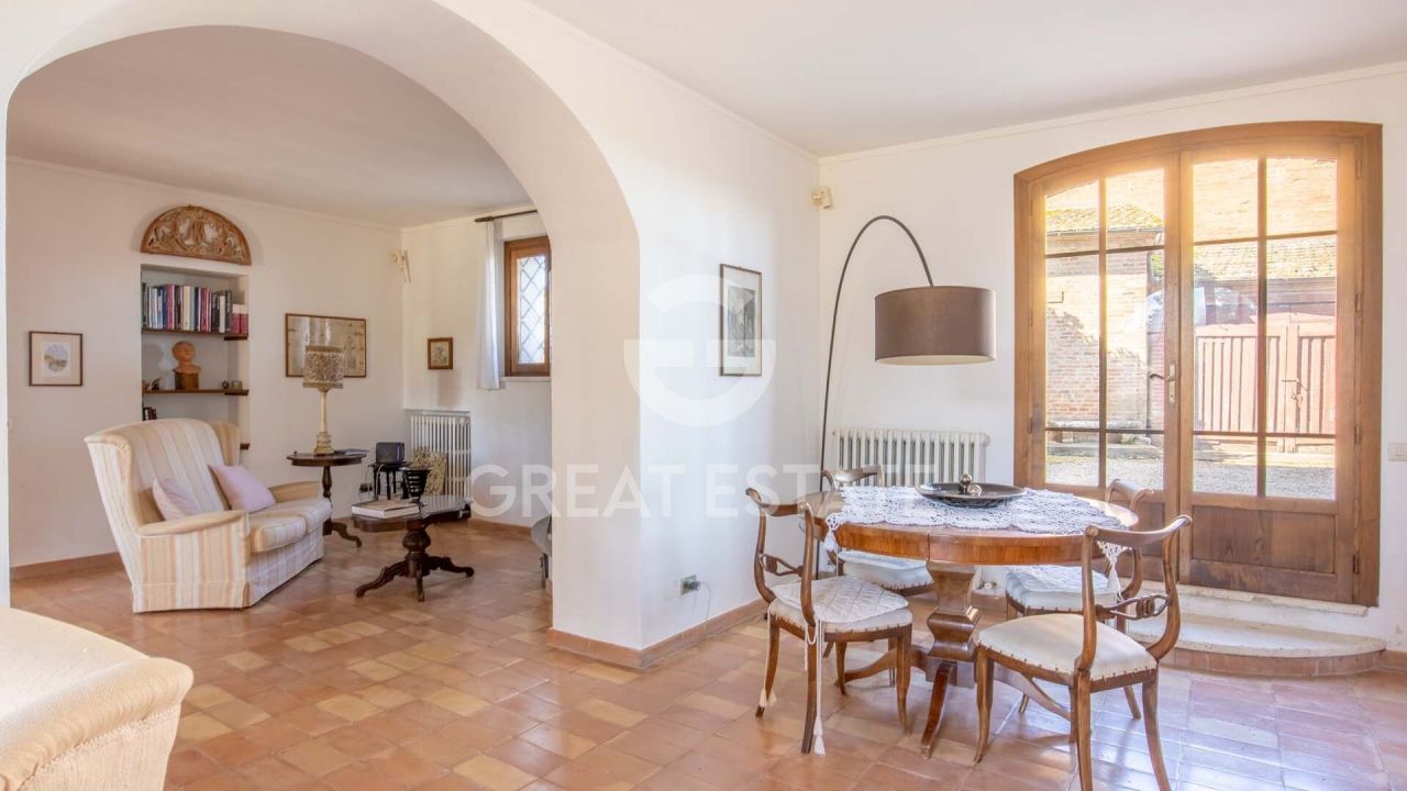 Дом в Кастильоне-дель-Лаго, Италия, 1 065.65 м² - фото 14