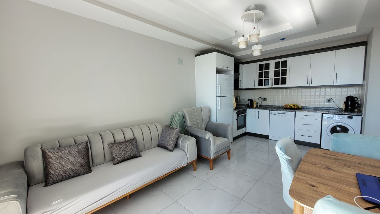 Квартира в Мерсине, Турция, 68 м² - фото 1