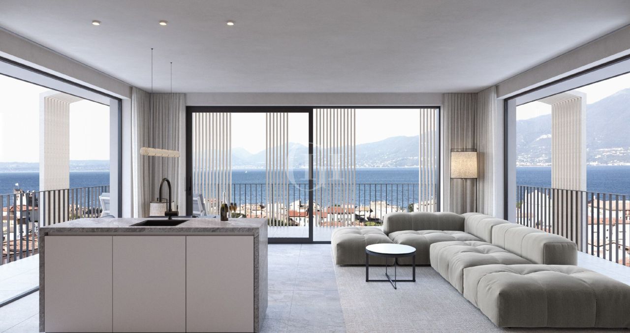 Апартаменты у озера Гарда, Италия, 97 м² - фото 2