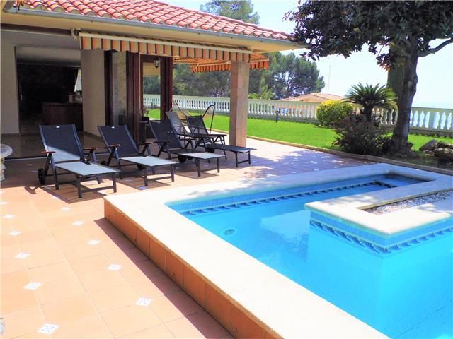 Вилла на Льорет-де-Мар, Испания, 470 м² - фото 5