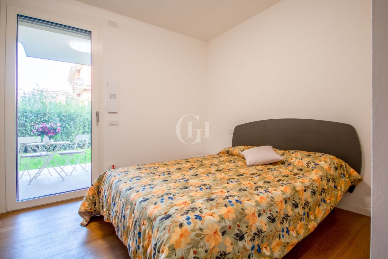 Апартаменты у озера Гарда, Италия, 90 м² - фото 10