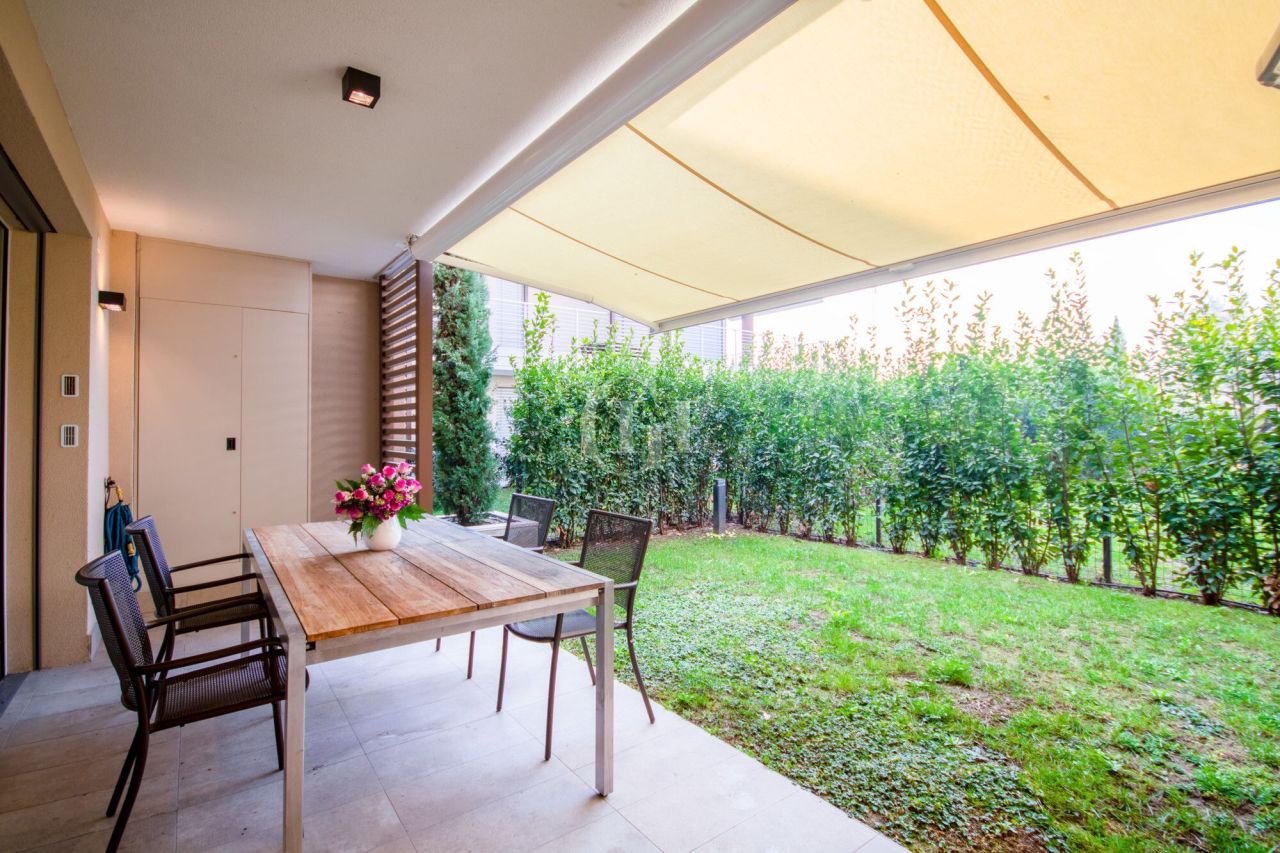 Апартаменты у озера Гарда, Италия, 90 м² - фото 5