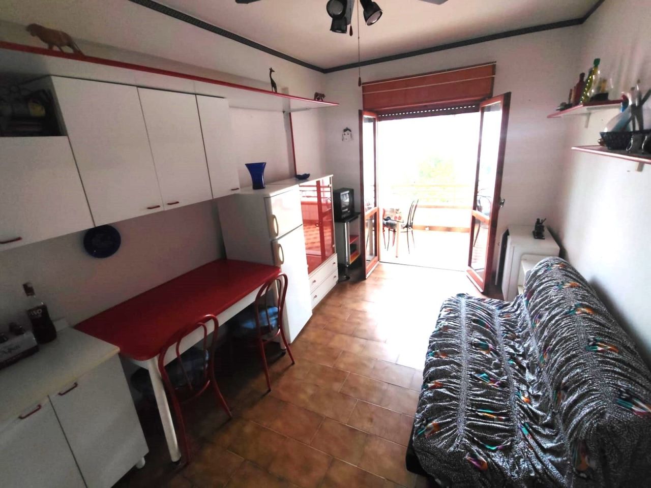 Квартира в Скалее, Италия, 65 м² - фото 1