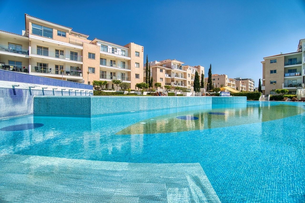 Апартаменты в Пафосе, Кипр, 48 м² - фото 1