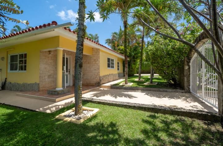 Дом в Сосуа, Доминиканская Республика, 130 м² - фото 1