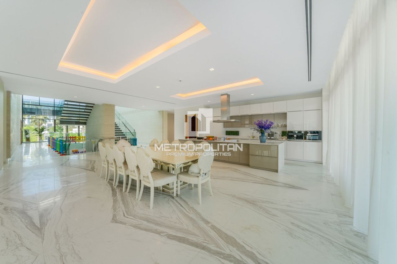 Вилла в Дубае, ОАЭ, 2 892 м² - фото 1