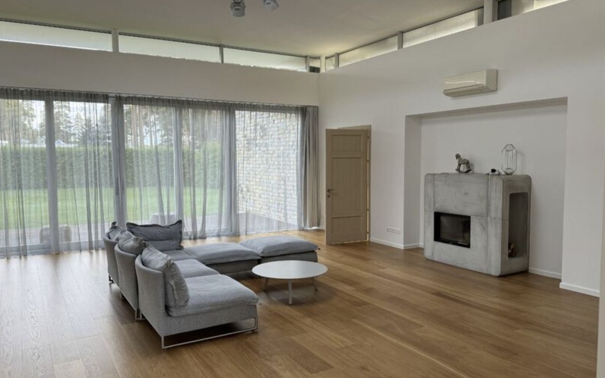 Дом в Рижском крае, Латвия, 2 150 м² - фото 1