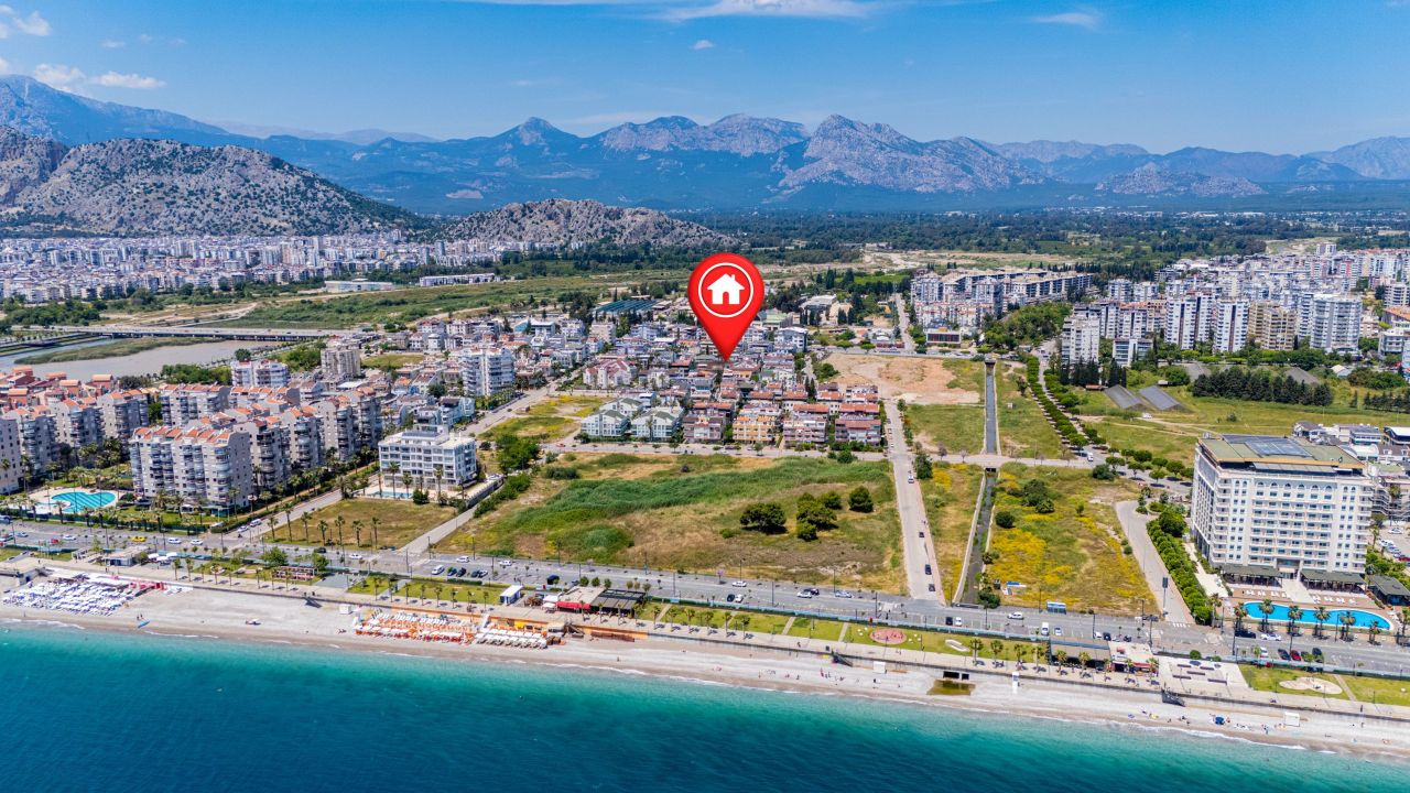 Дом в Анталии, Турция, 638 м² - фото 1