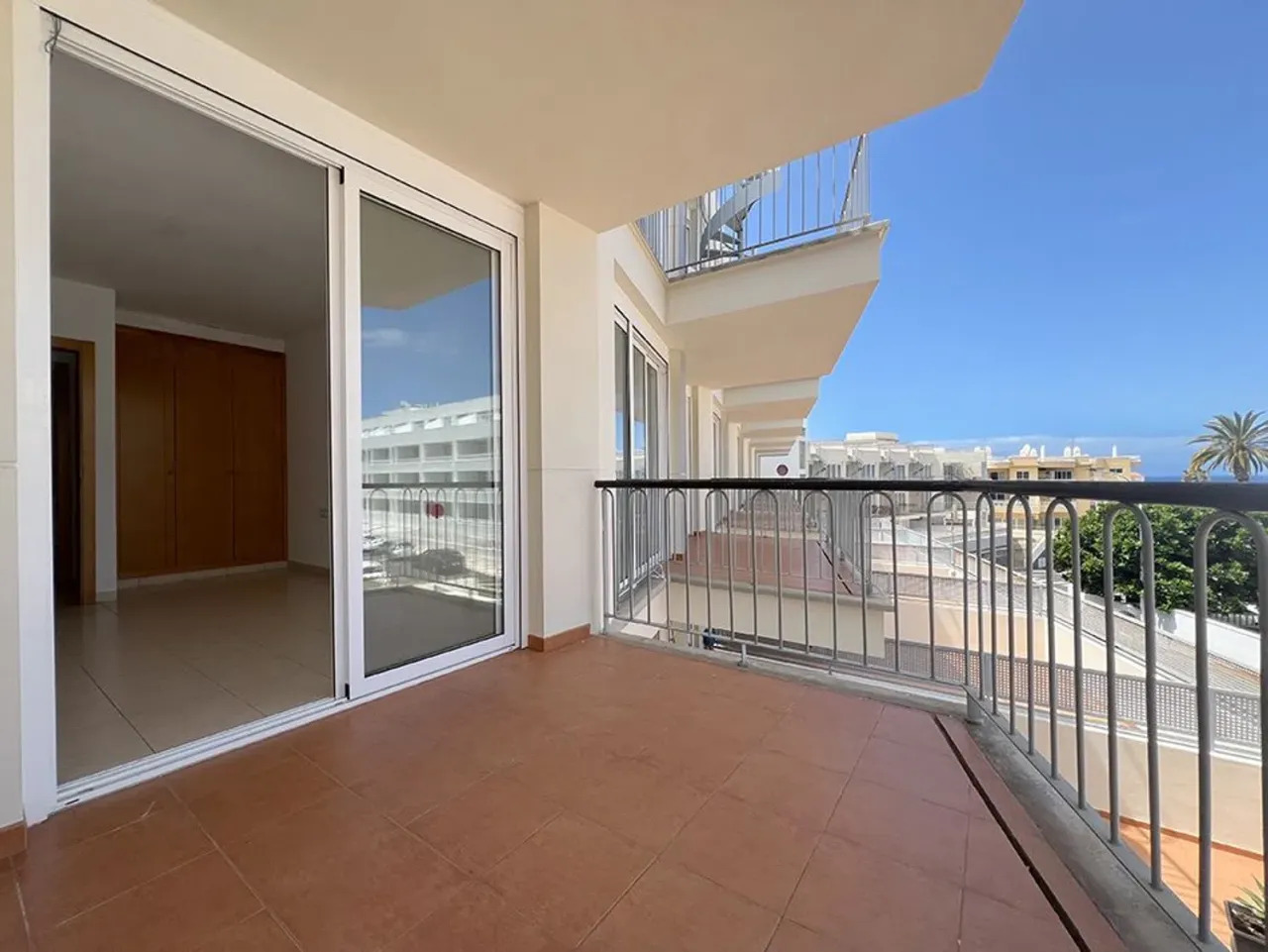 Квартира в Санта-Крус-де-Тенерифе, Испания, 52 м² - фото 1
