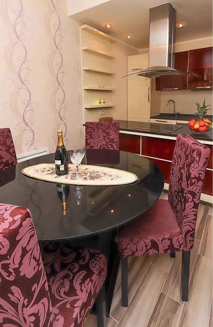 Апартаменты в Бечичи, Черногория, 84 м² - фото 1