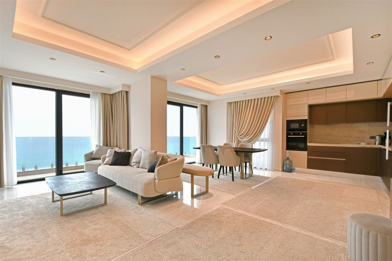 Квартира в Алании, Турция, 135 м² - фото 1