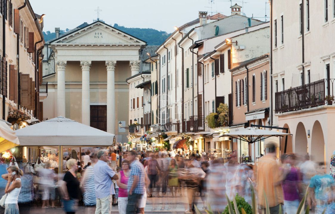 Апартаменты у озера Гарда, Италия, 85 м² - фото 16