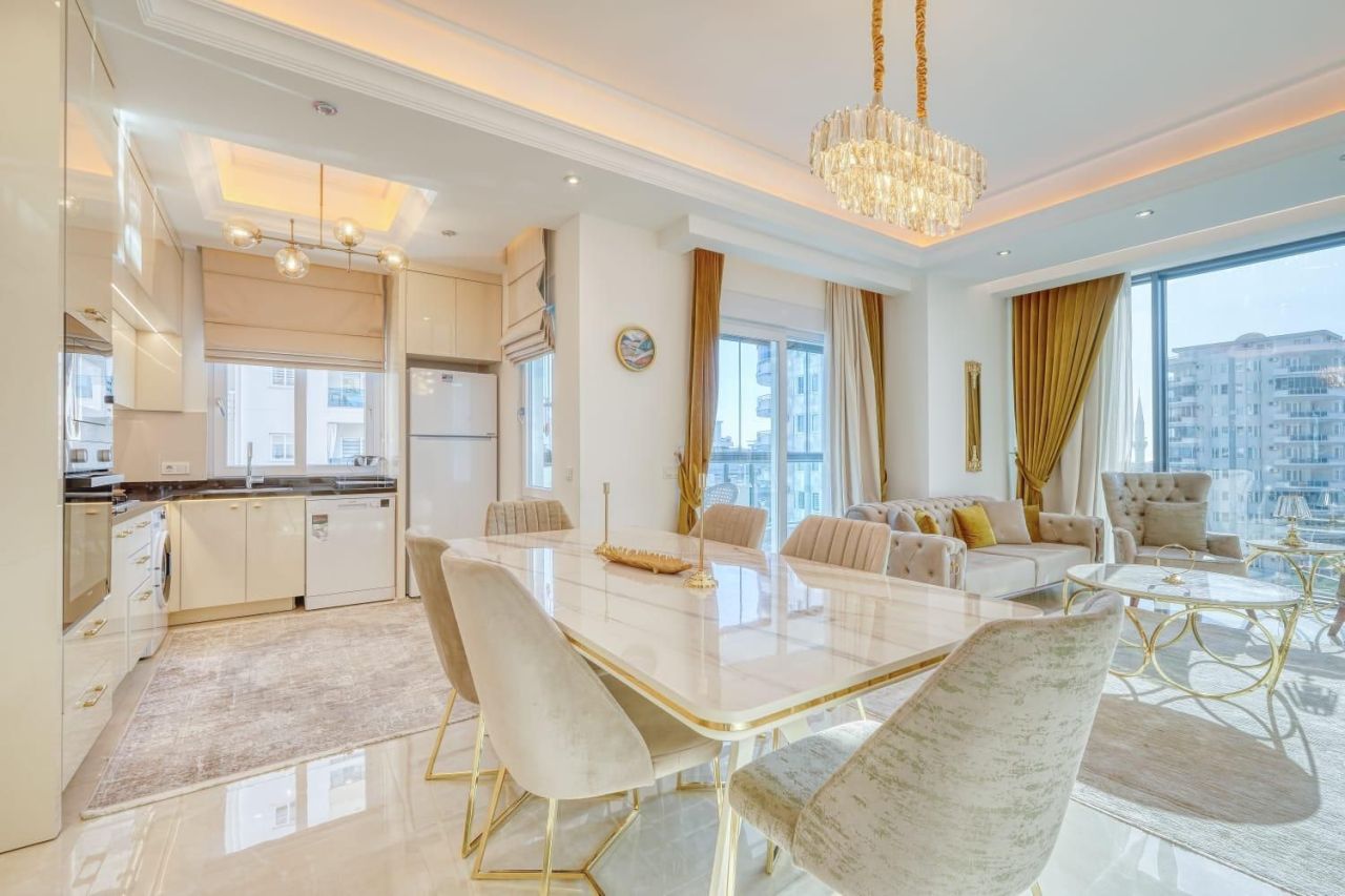 Квартира в Алании, Турция, 120 м² - фото 1