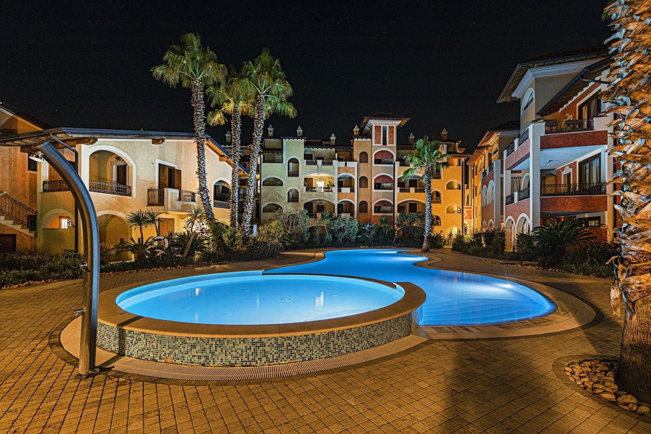 Пентхаус у озера Гарда, Италия, 81 м² - фото 17