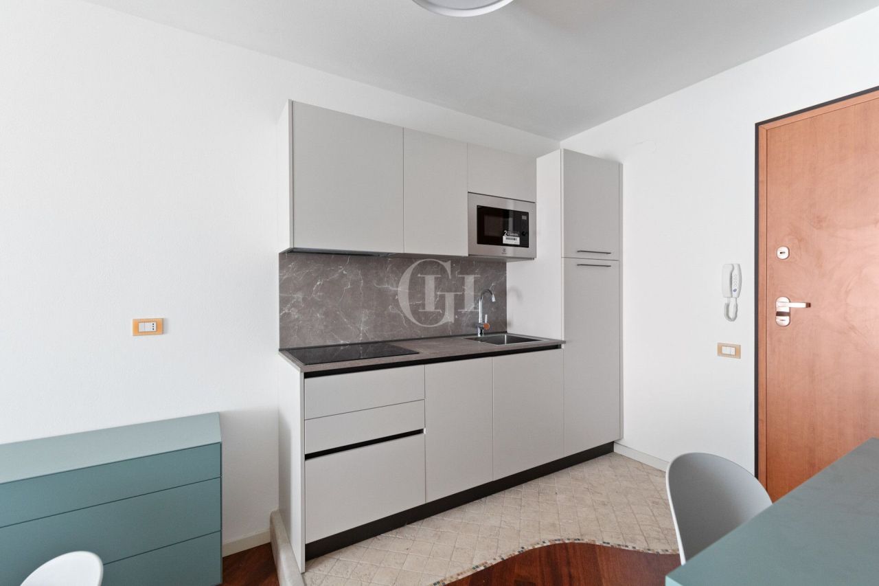 Апартаменты у озера Гарда, Италия, 75 м² - фото 6