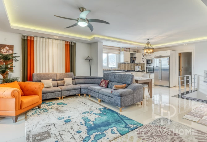 Квартира в Алании, Турция, 220 м² - фото 1