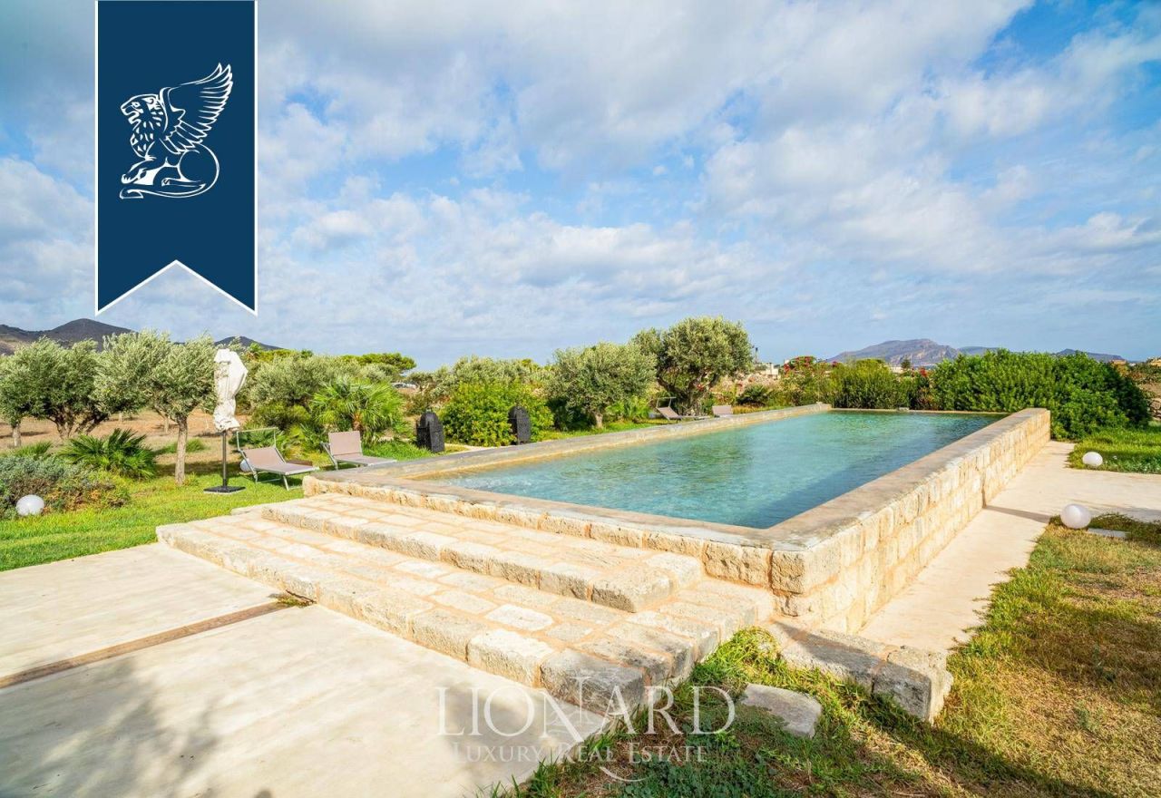 Отель, гостиница в Фавиньяне, Италия, 620 м² - фото 14