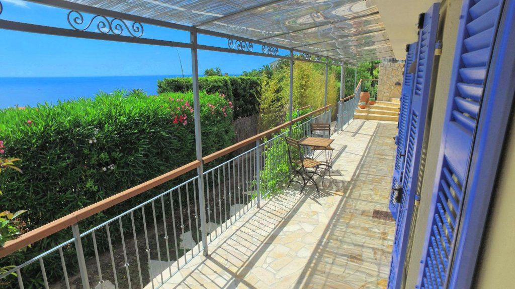 Вилла в Теуль-сюр-Мер, Франция, 200 м² - фото 14