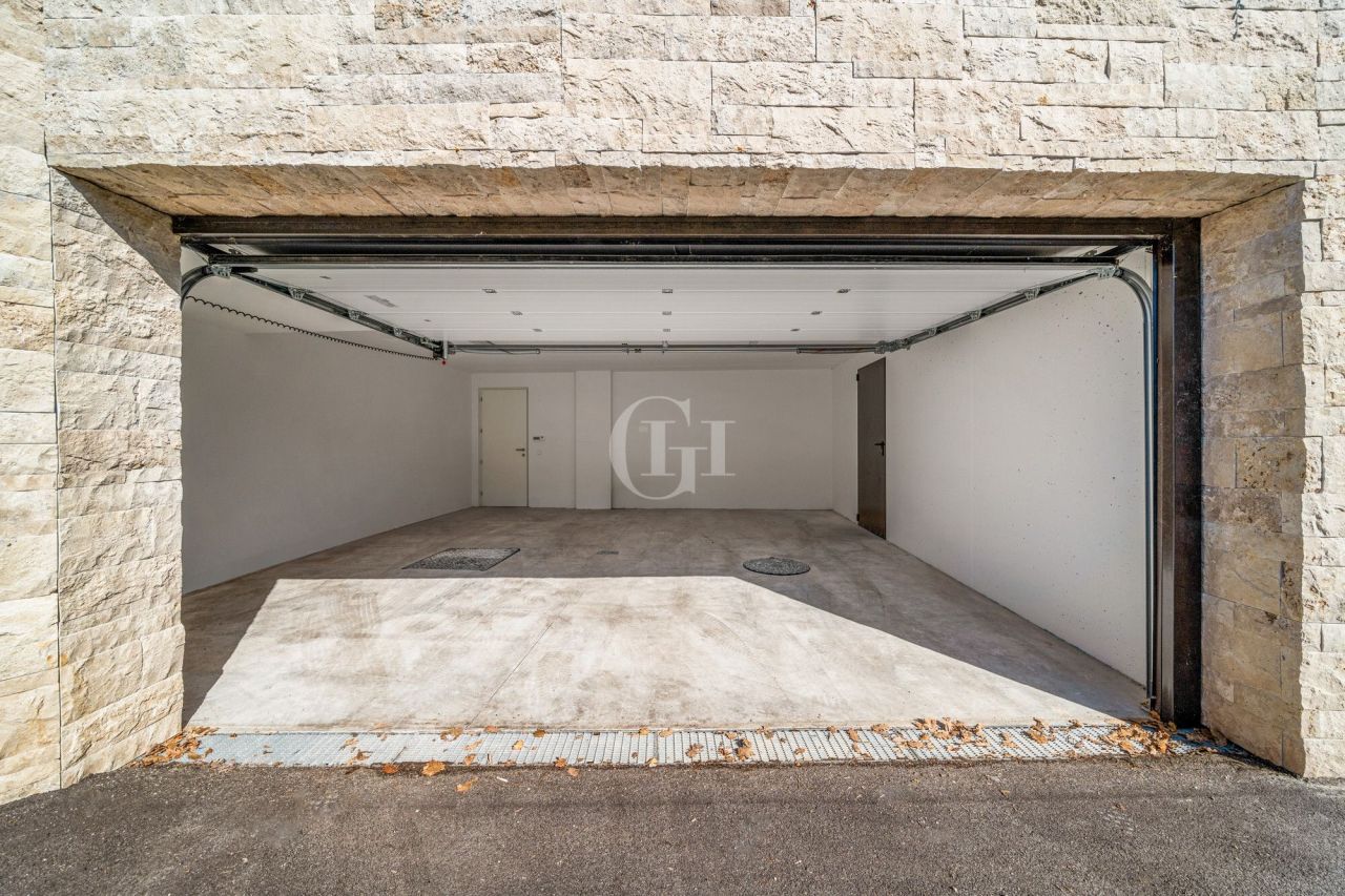 Вилла у озера Гарда, Италия, 402 м² - фото 17