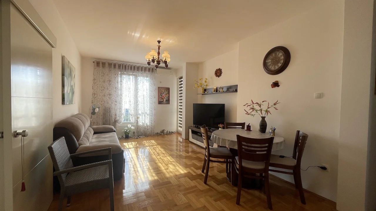 Квартира в Бечичи, Черногория, 68 м² - фото 1