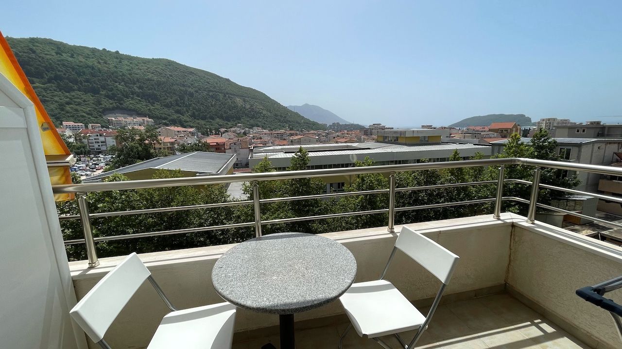 Квартира в Будве, Черногория, 91 м² - фото 1
