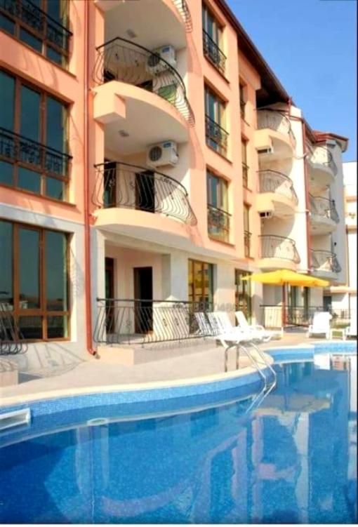 Квартира в Святом Власе, Болгария, 67 м² - фото 11