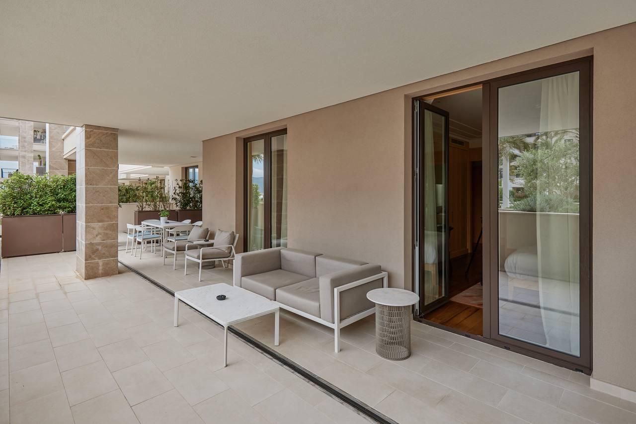 Квартира в Тивате, Черногория, 192 м² - фото 12