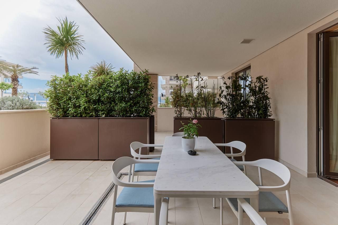 Квартира в Тивате, Черногория, 192 м² - фото 15